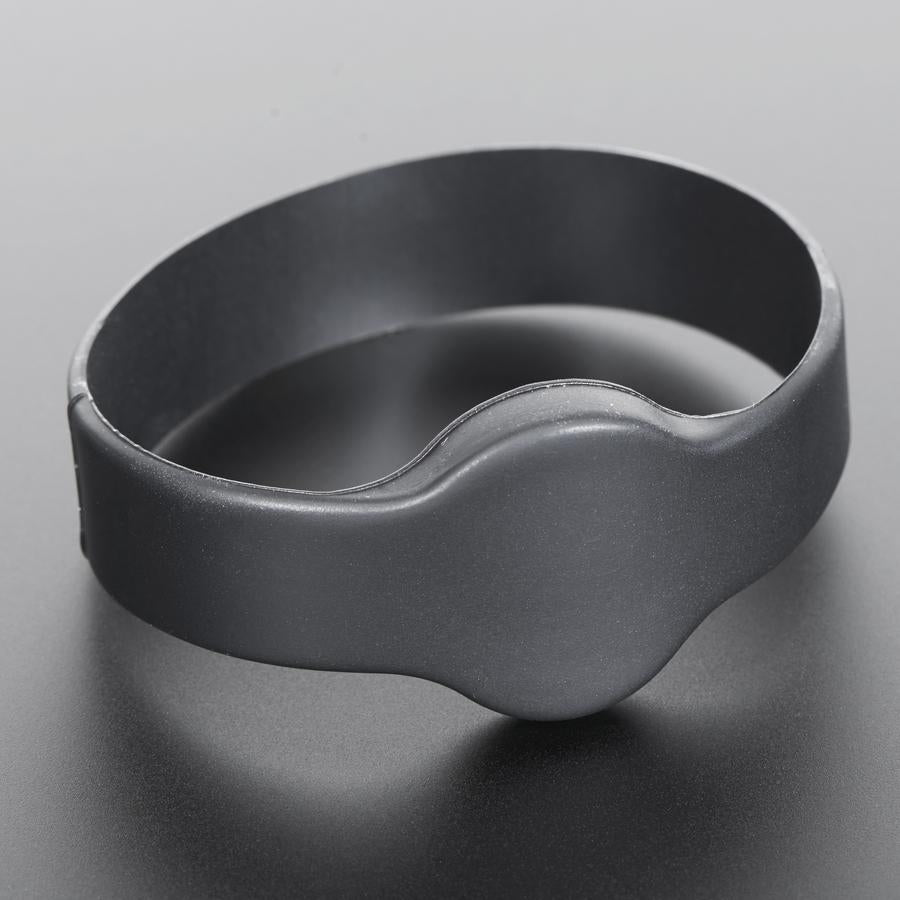 13.56MHz RFID/NFC Bracelet - Classic 1K - This is a blank 13.56MHz RFID/NFC silicone bracelet. The tag contains a small RFID chip and an antenna, and is passively powered by the reader/writer when placed a couple inches away.