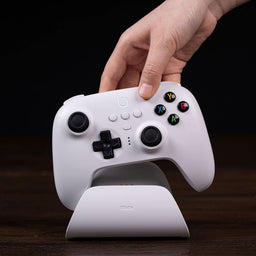An image of 8BitDo Ultimate 2.4G wireless Controller