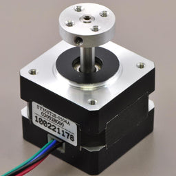 Pololu Universal Aluminum Mounting Hub for 5mm Shaft, #4-40 Holes (2-Pack)