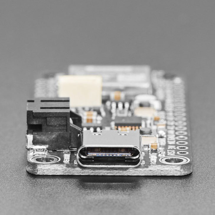 ESP32 Feather V2 Development Board - 8MB Flash + 2MB PSRAM With Stemma QT Connector